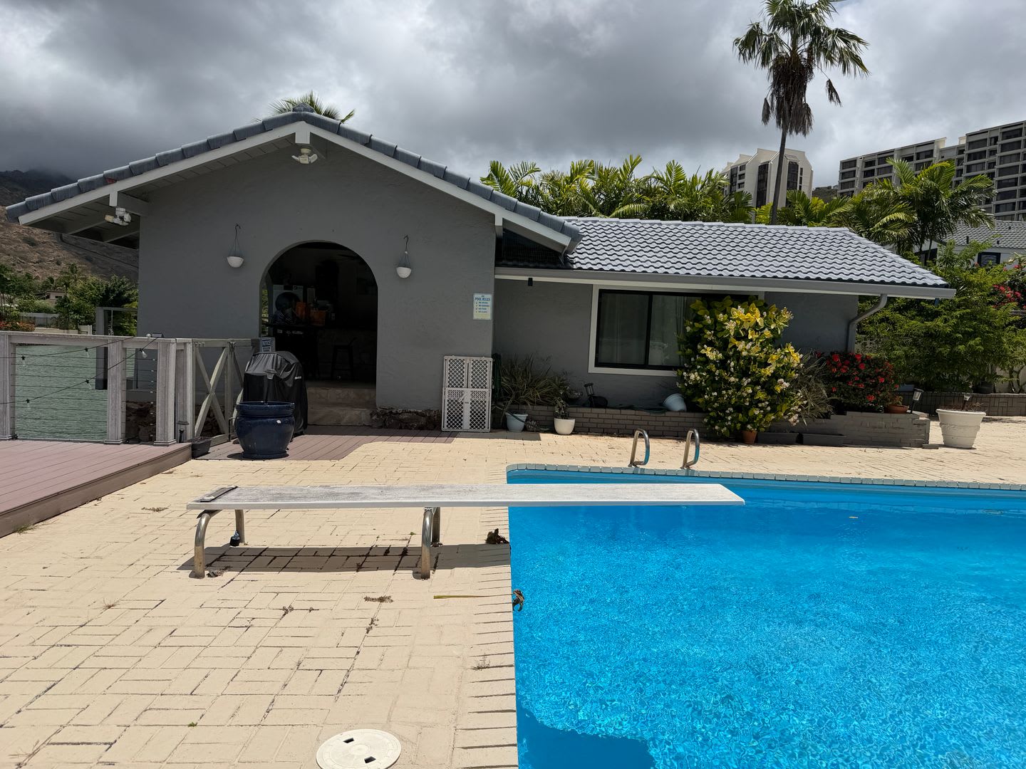 Furnished Waterfront Studio for rent in Hawaii Kai! Available October 2026 – photo 1 of 14