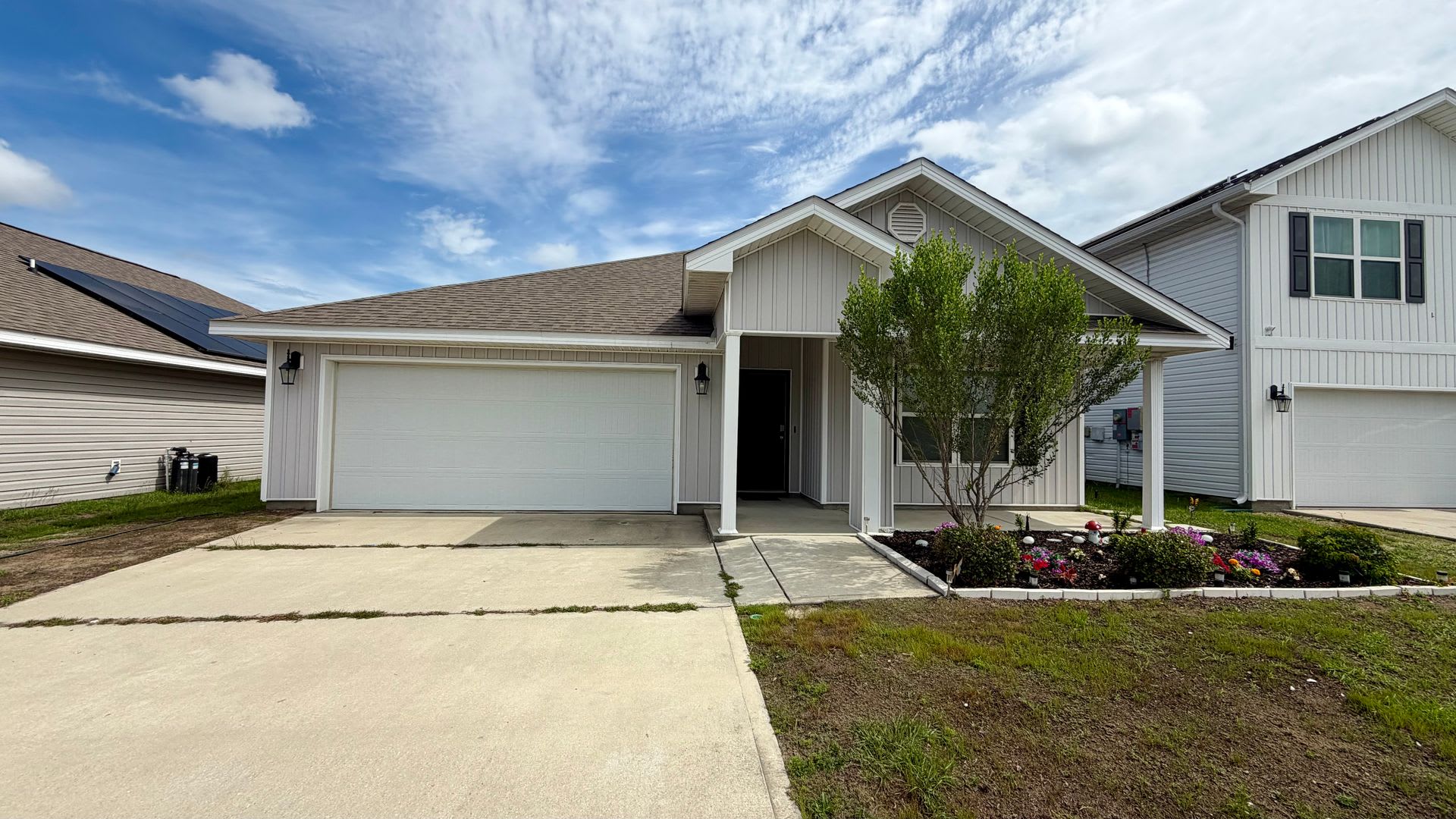4113 Brighton Blvd – photo 1