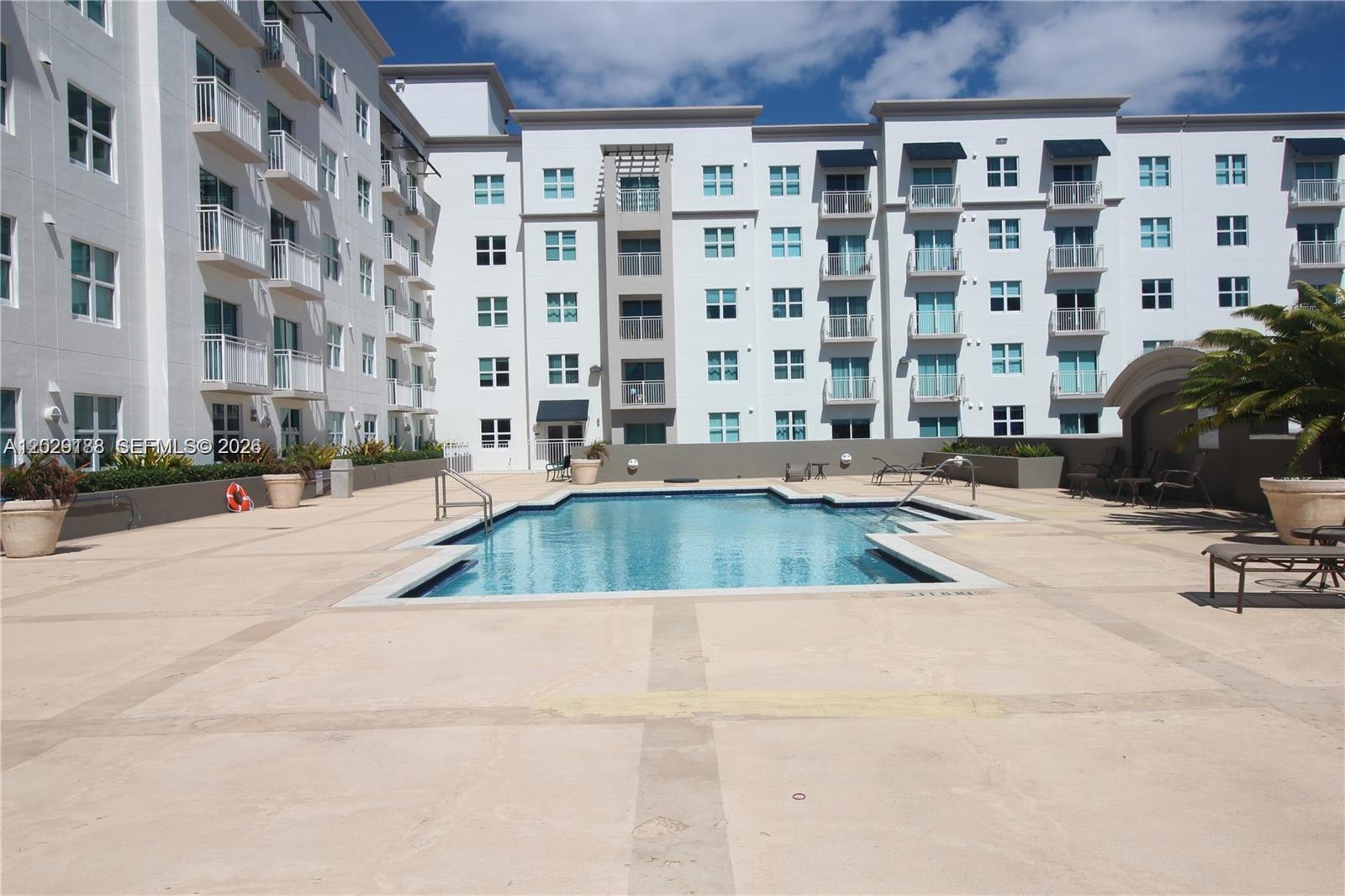 50 Menores Avenue – photo 1
