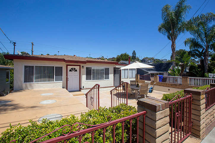 3536 Wawona Dr – photo 1