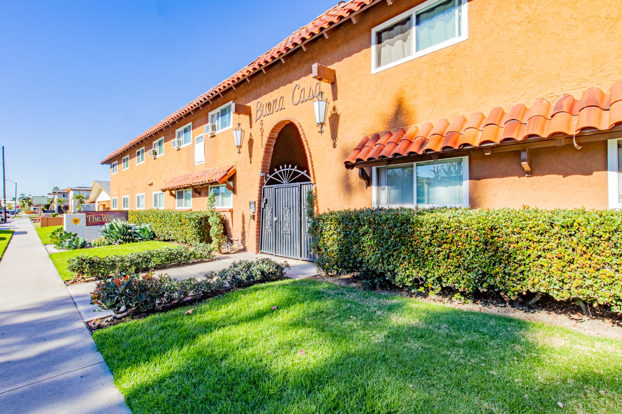 Buena Casa – photo 1 of 38