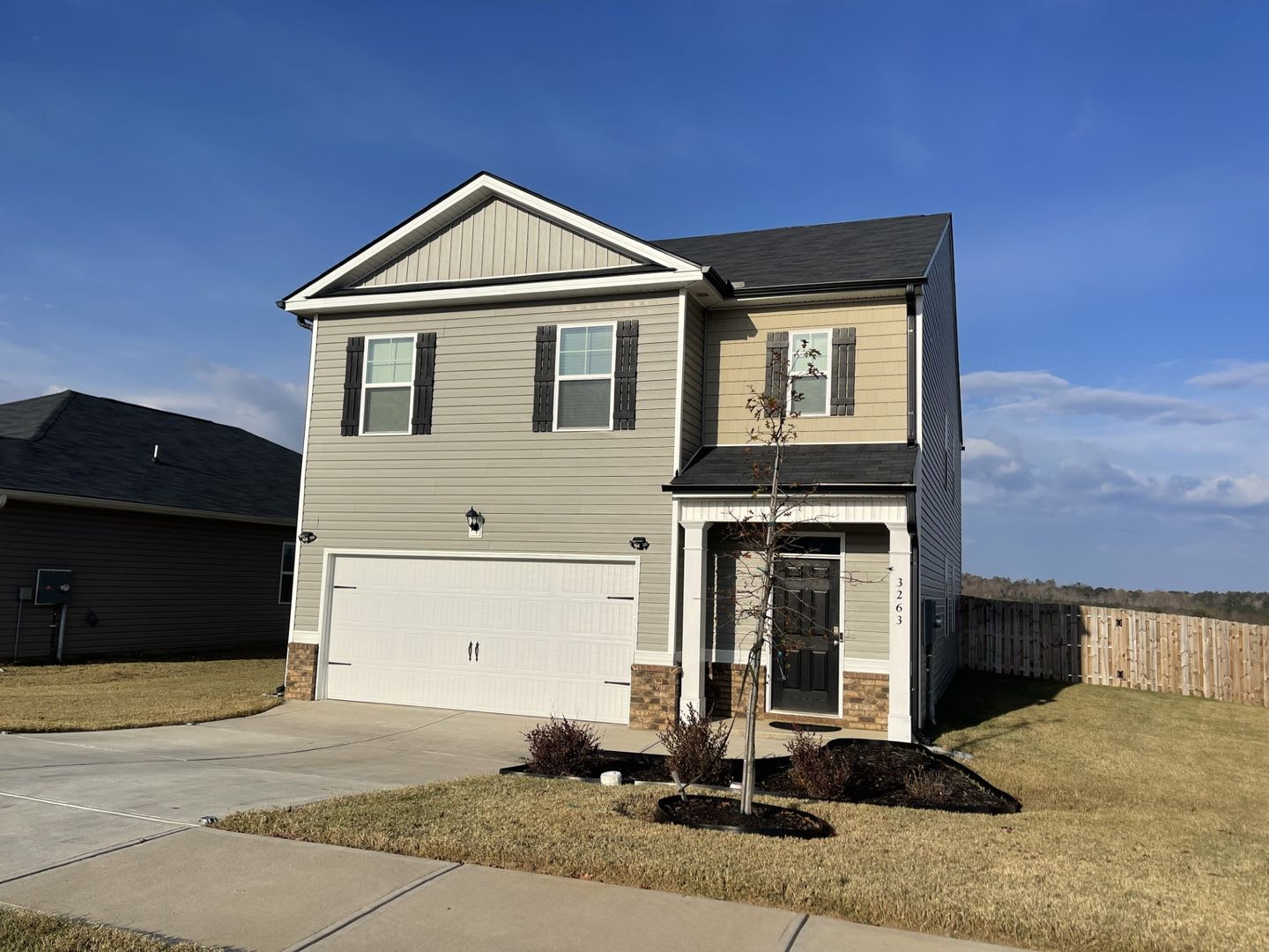 Home For Rent – photo 1