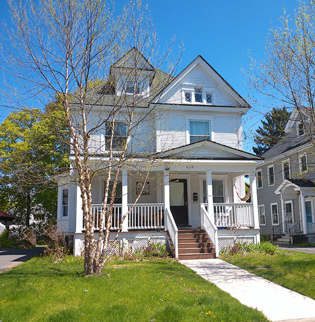 515 Allen Street Available 6 1 27 Spacious Single Family Home With Private Back Yard – photo 1
