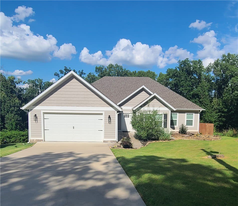 42 Tummell Drive – photo 1 of 34