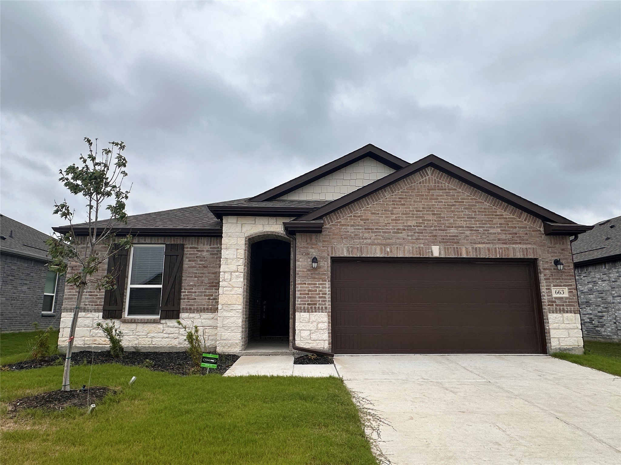 663 Saxony Drive – photo 1