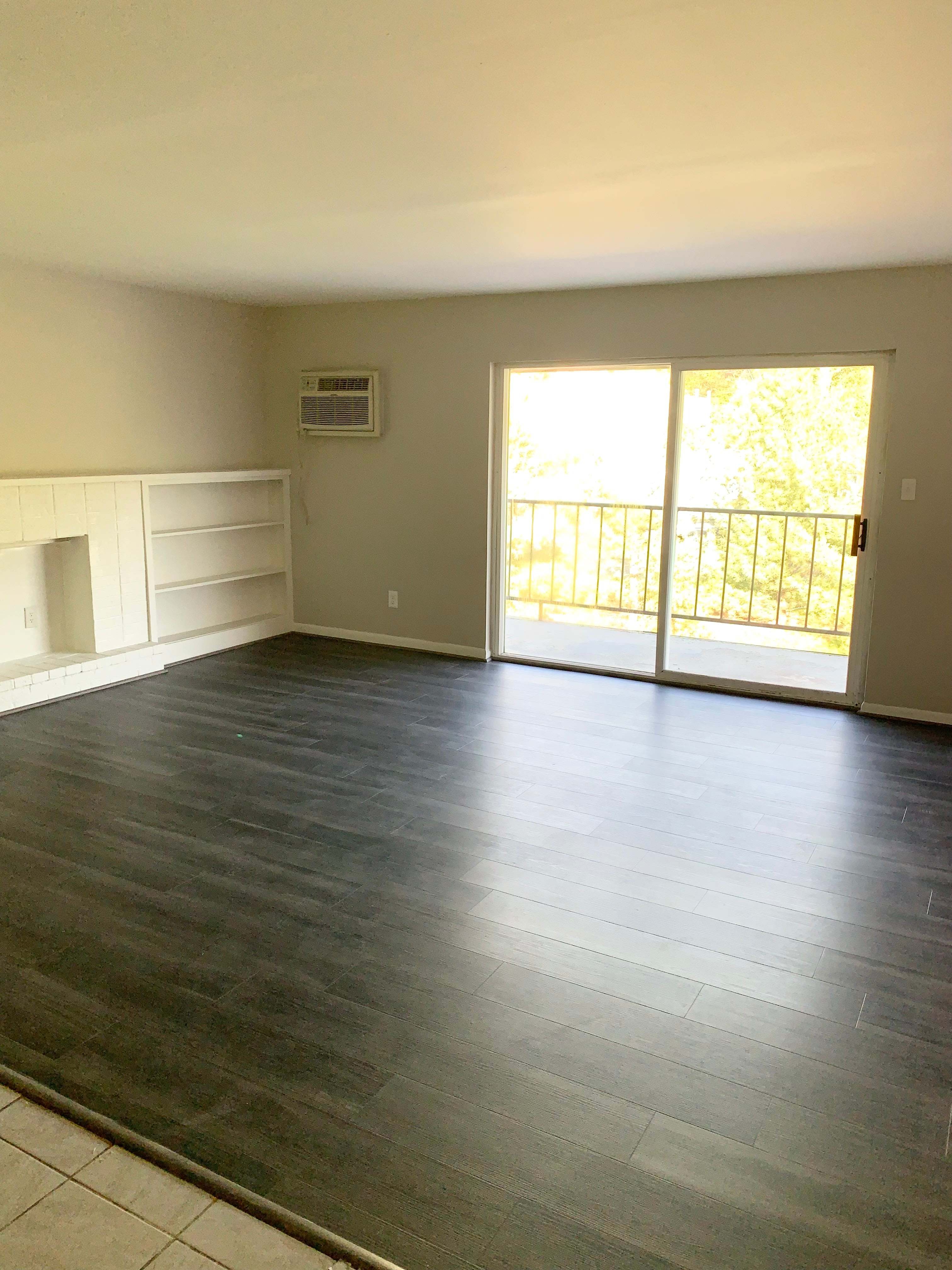 730 Ohio Pike – photo 1 of 12