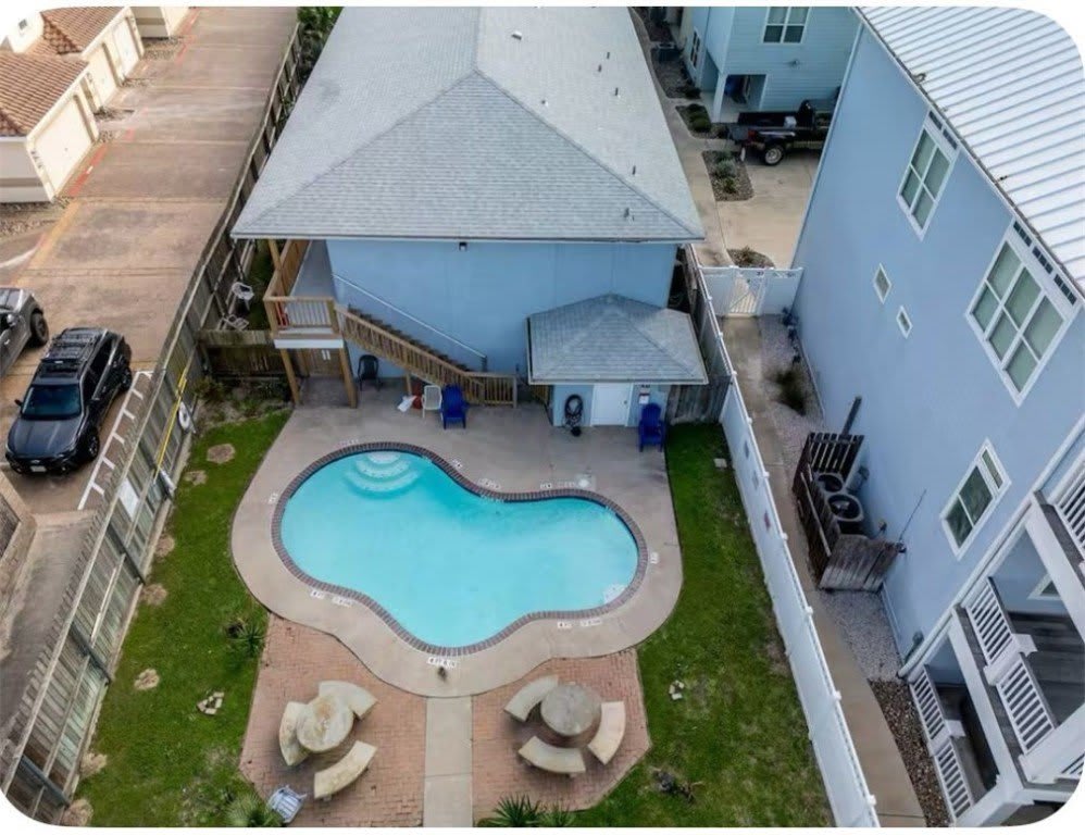 14898 Granada Drive – photo 1