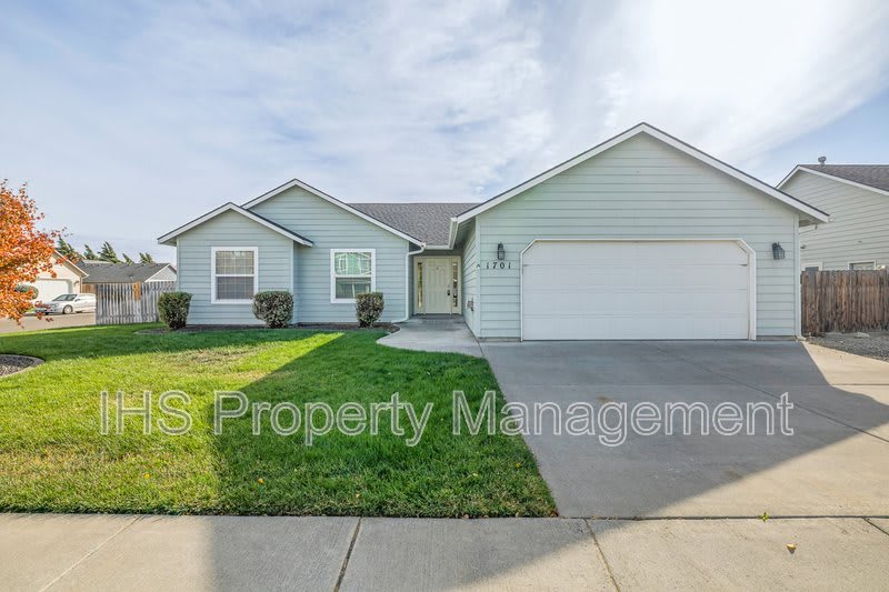1701 W 30th Ave. – photo 1