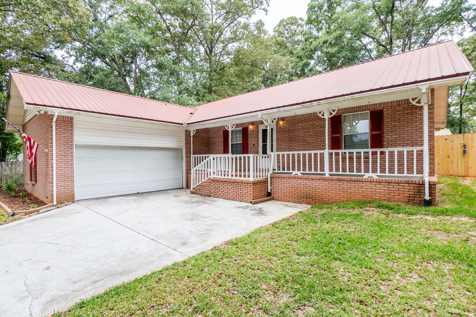 Charming Crestview Home – photo 1
