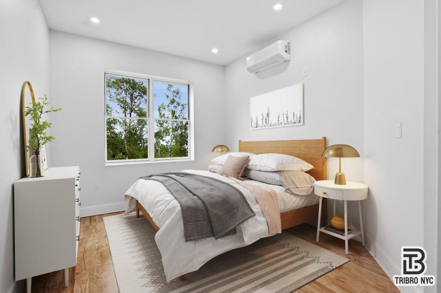 35 Covert St – photo 1