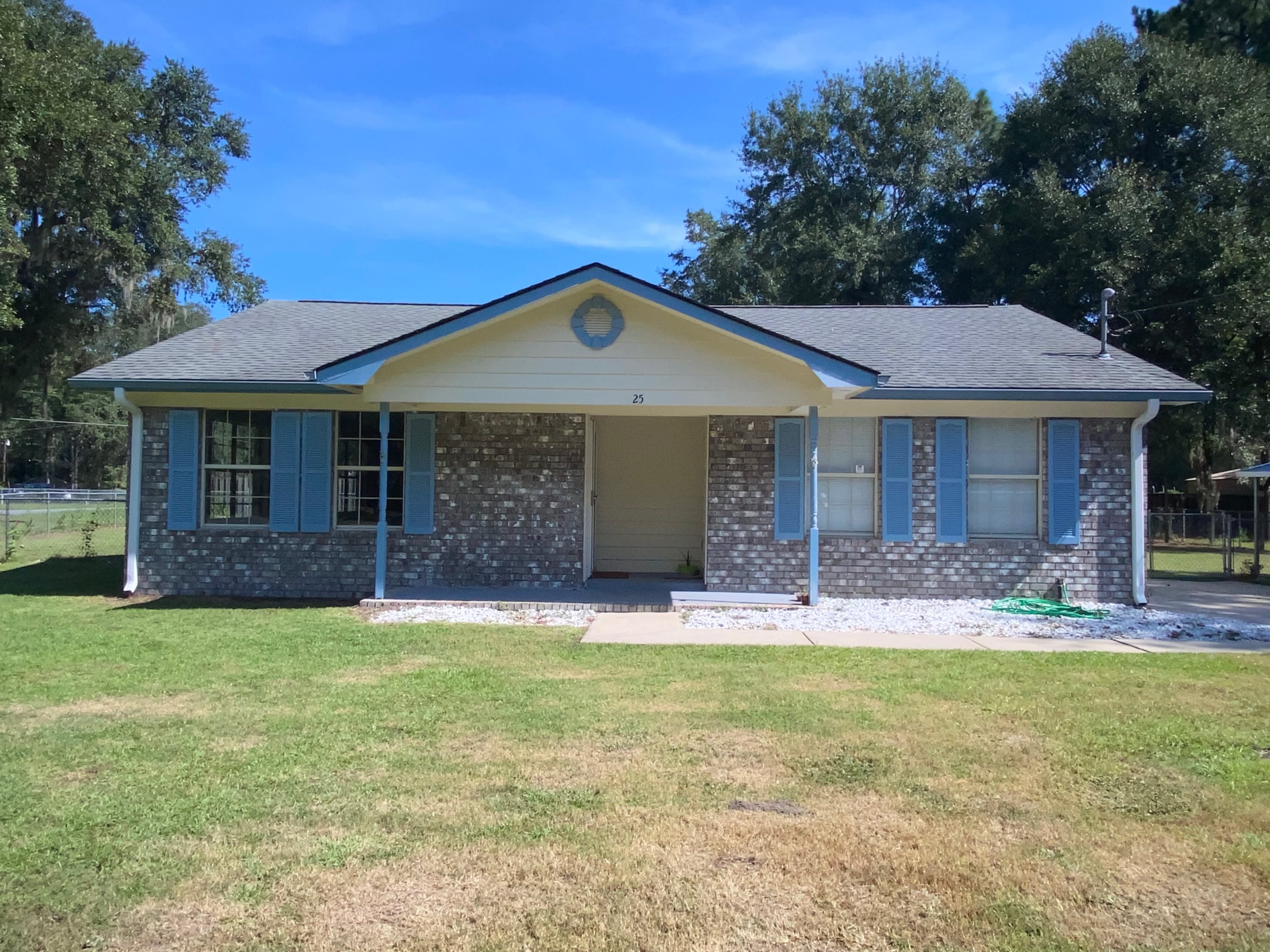 25 Jefferson Circle – photo 1 of 12