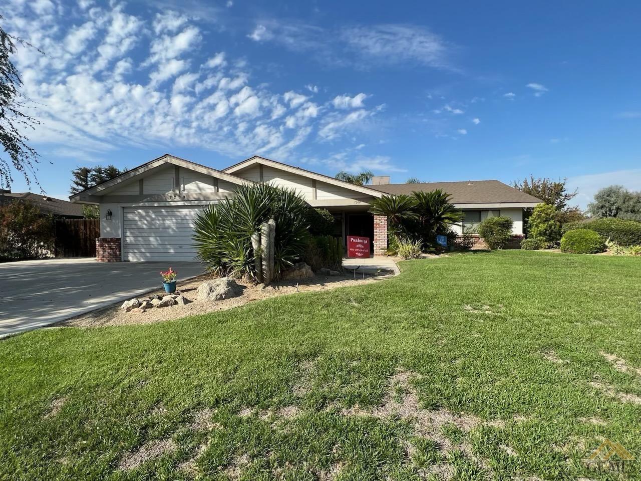 7200 Bennington Way – photo 1