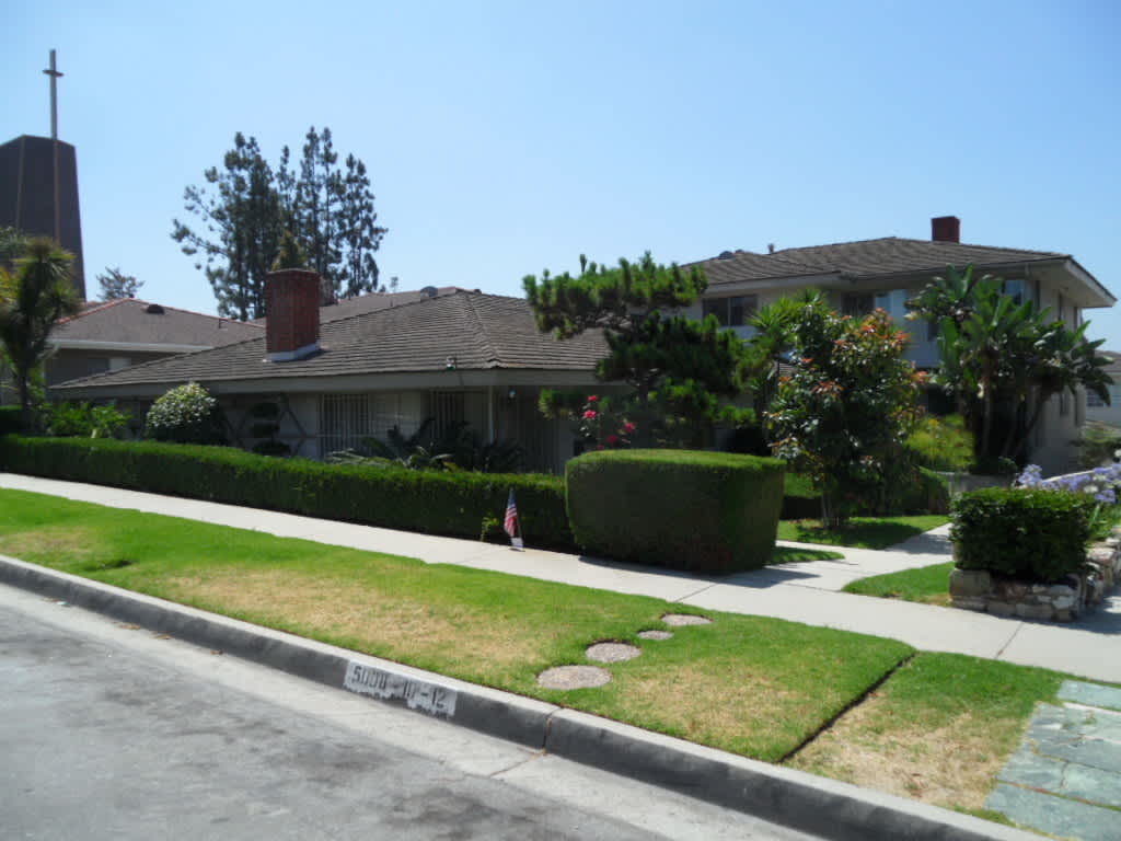 Ladera Heights – photo 1 of 21