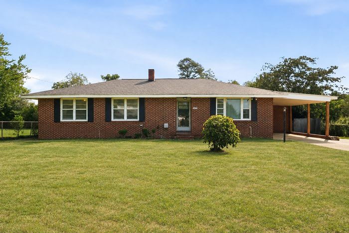 4406 Traylor Street – photo 1 of 9