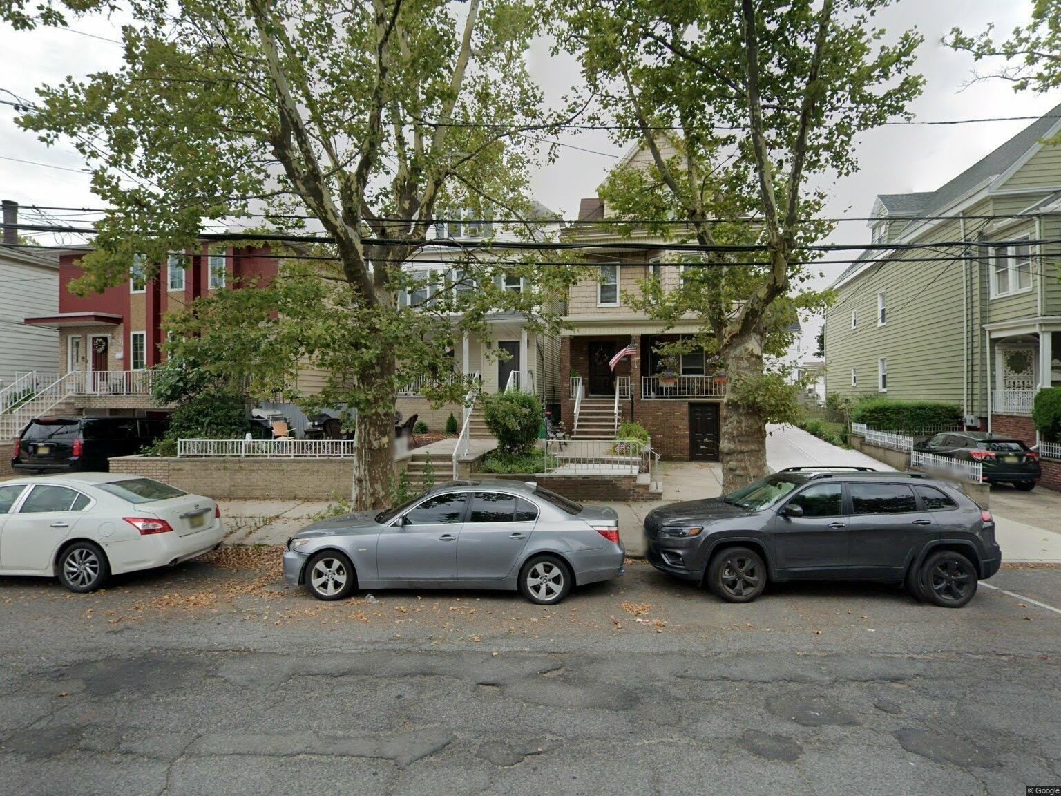 114 W 5Th St – photo 1