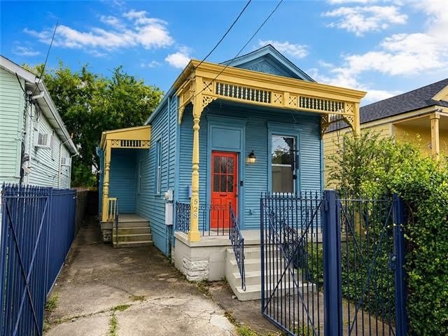 528 S SCOTT Street – photo 1