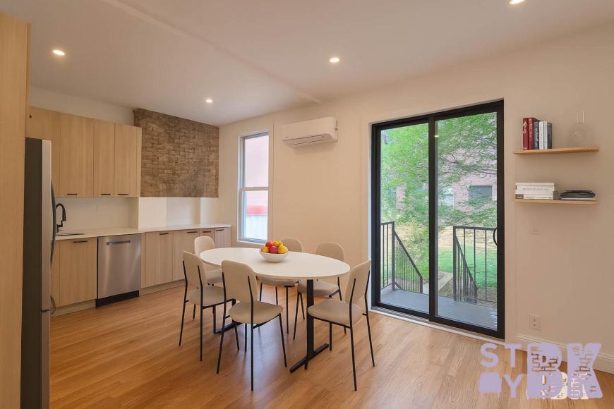 275 Nassau Avenue – photo 1