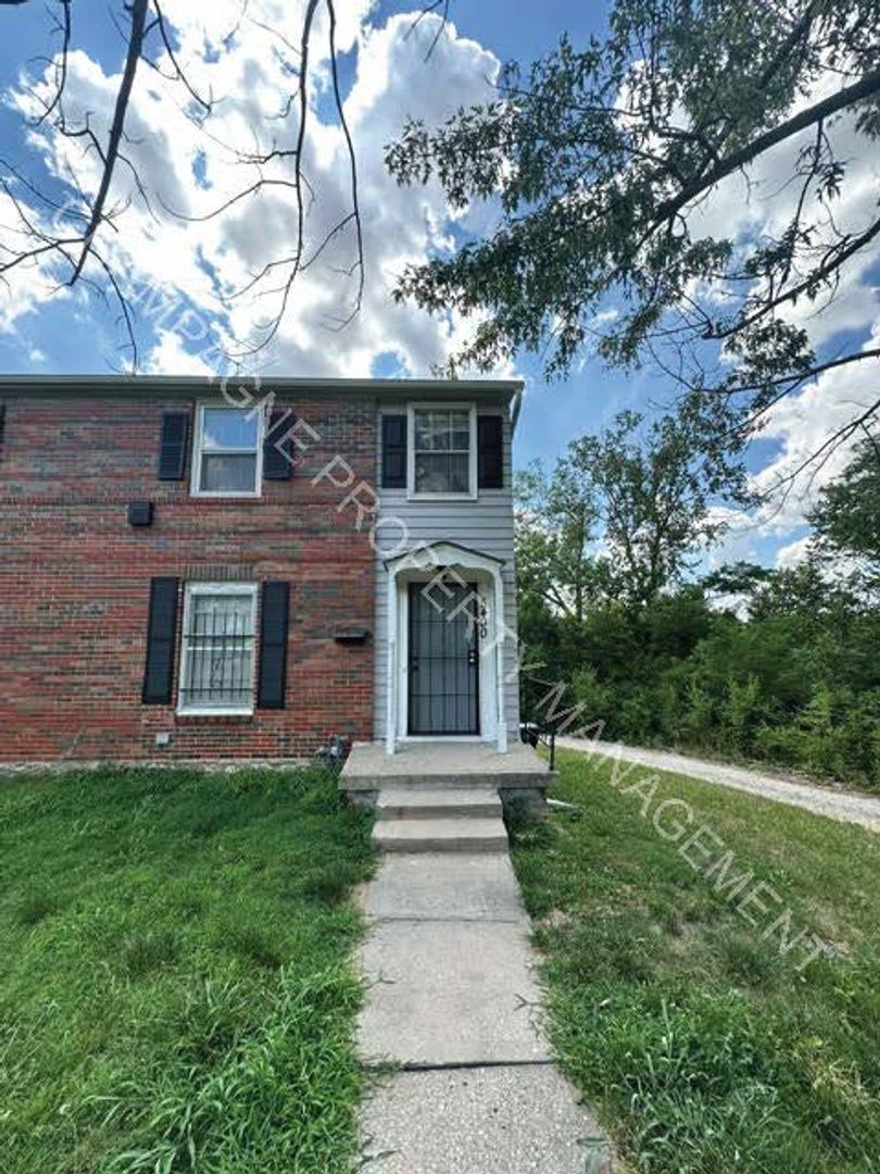 5400 Swope Pkwy – photo 1