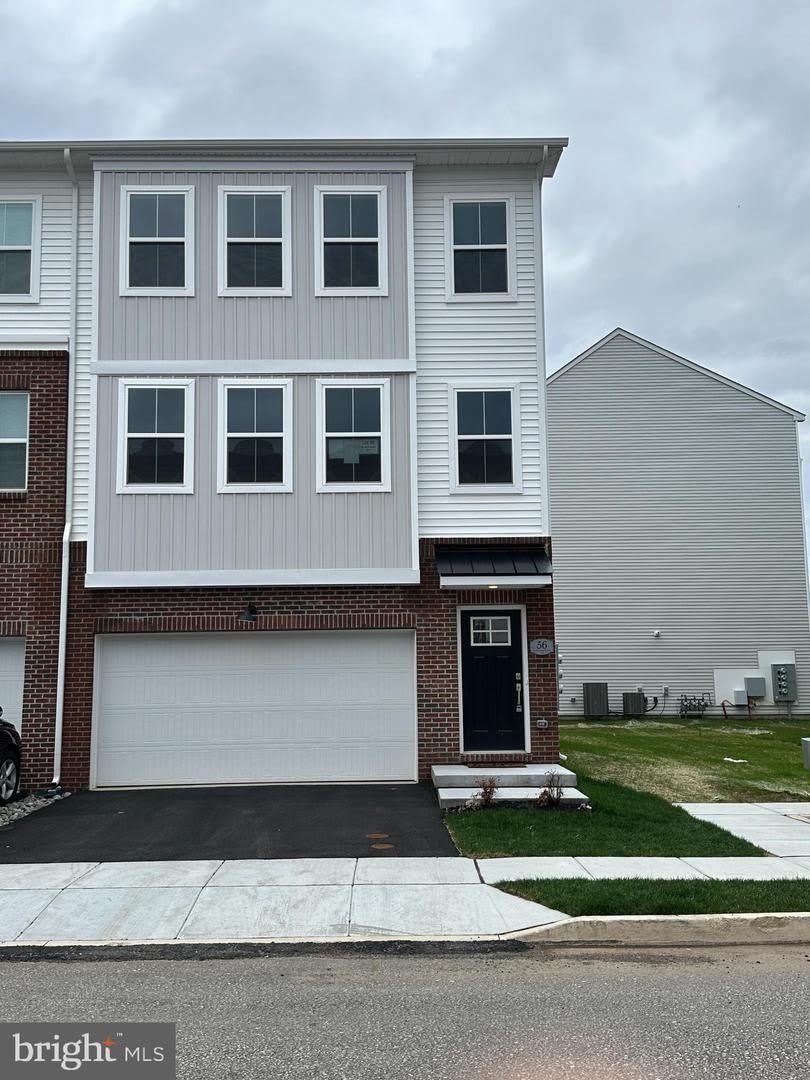 56 CONTINENTAL WAY – photo 1 of 31