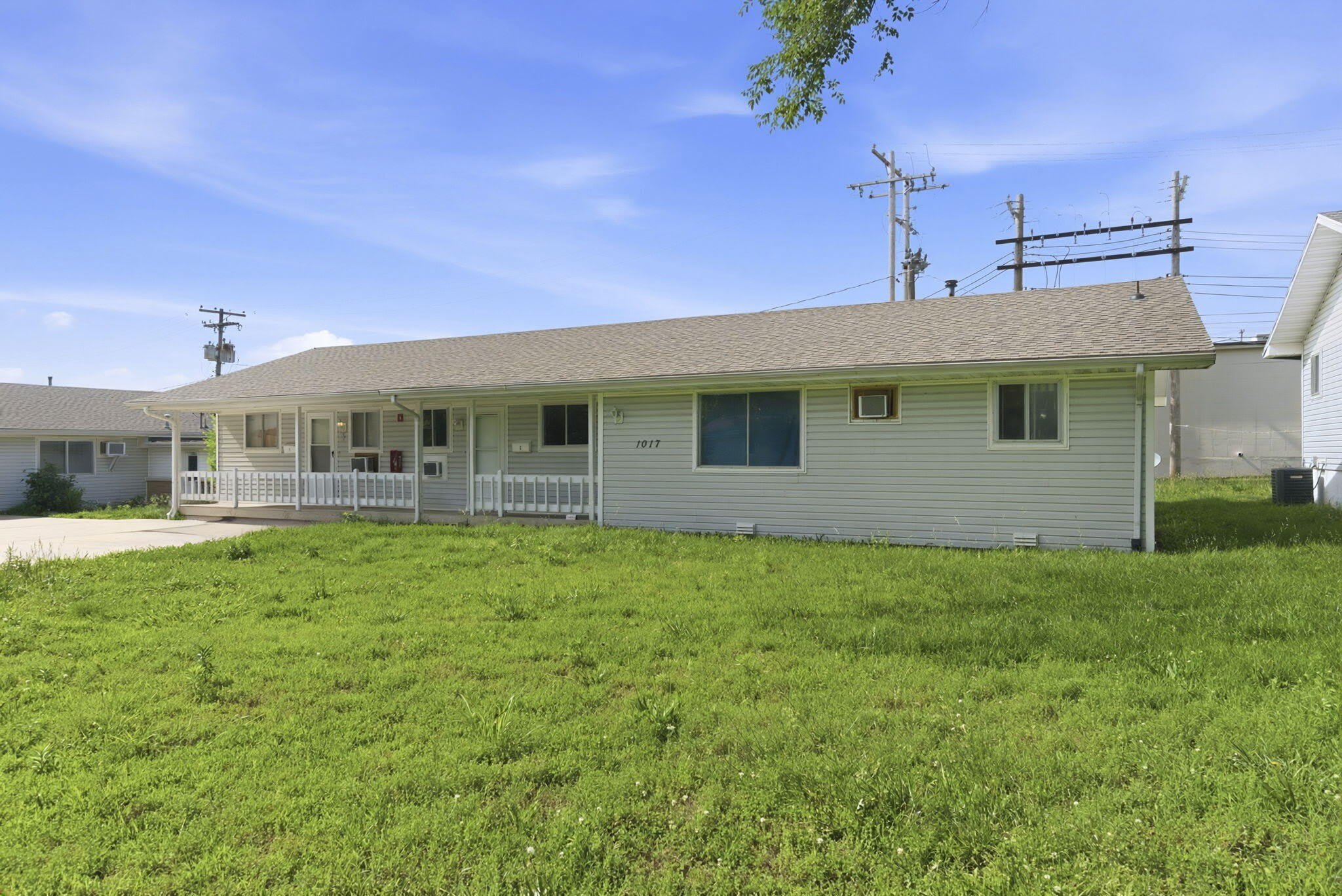 1017 W Washita Street – photo 1