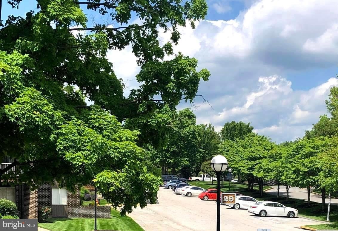 29 STONEHENGE CIR #1 – photo 1 of 26