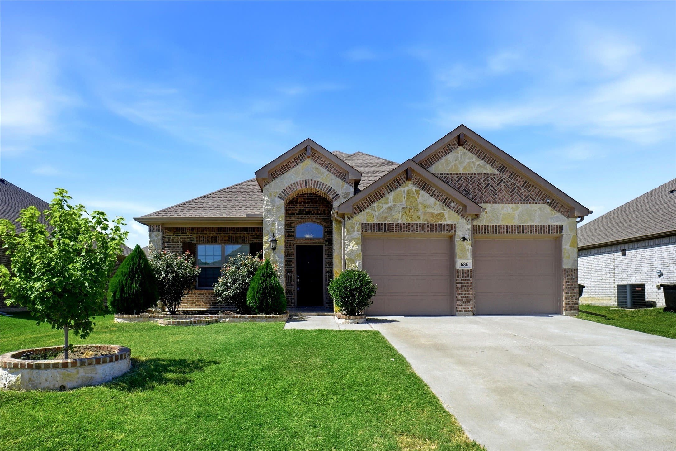 686 Navasota Drive – photo 1 of 16