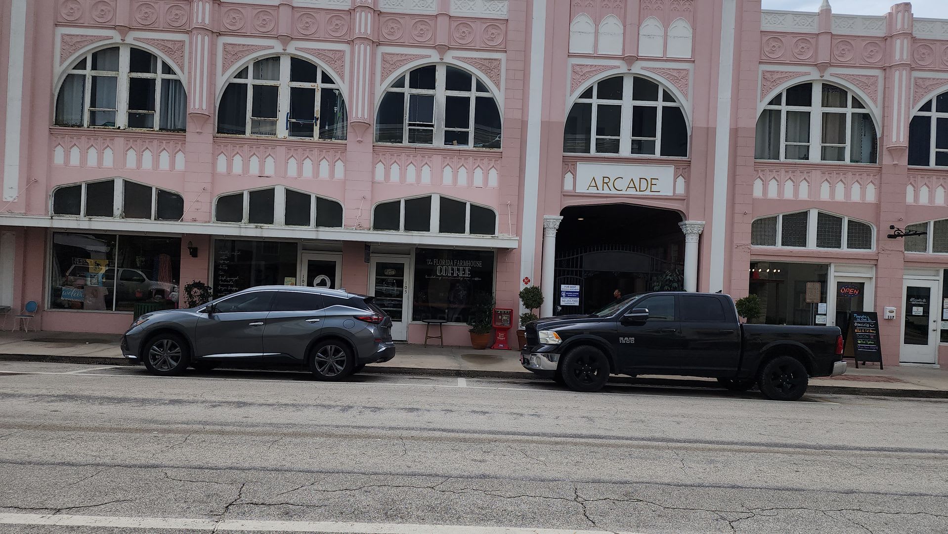 Downtown Arcadia STUDIO UNITS Pink Building – photo 1 of 17