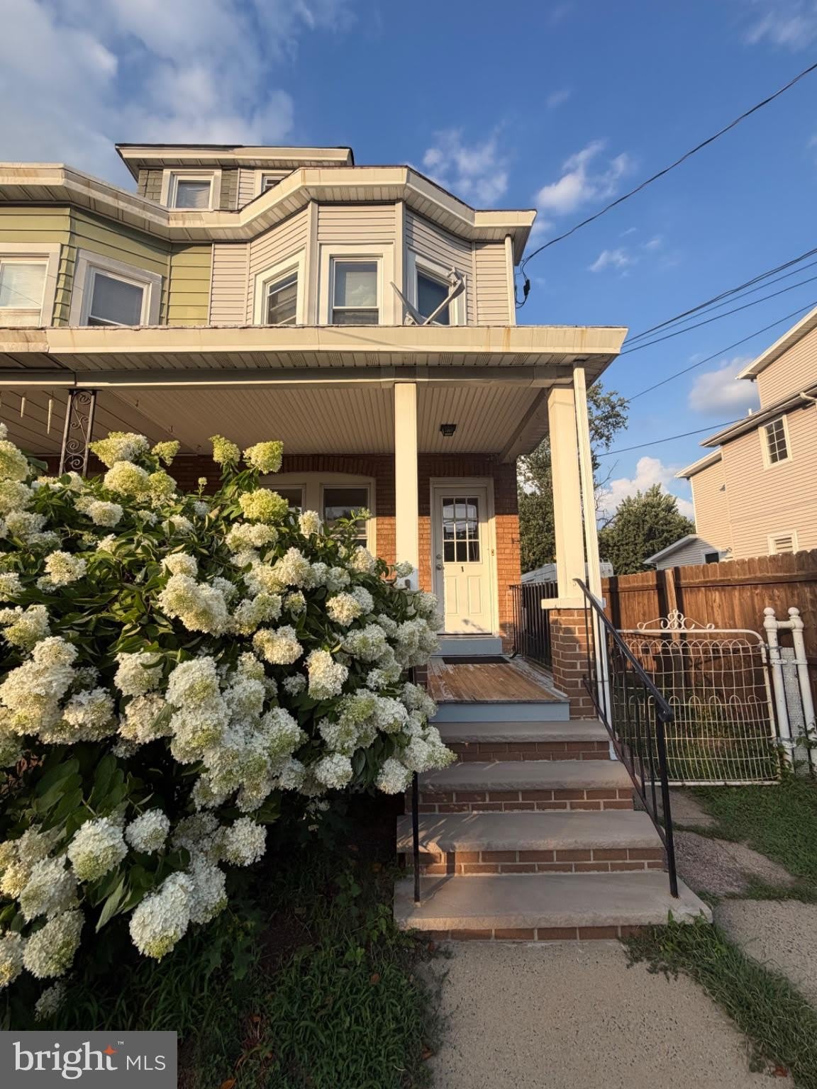 844 Spruce Street – photo 1