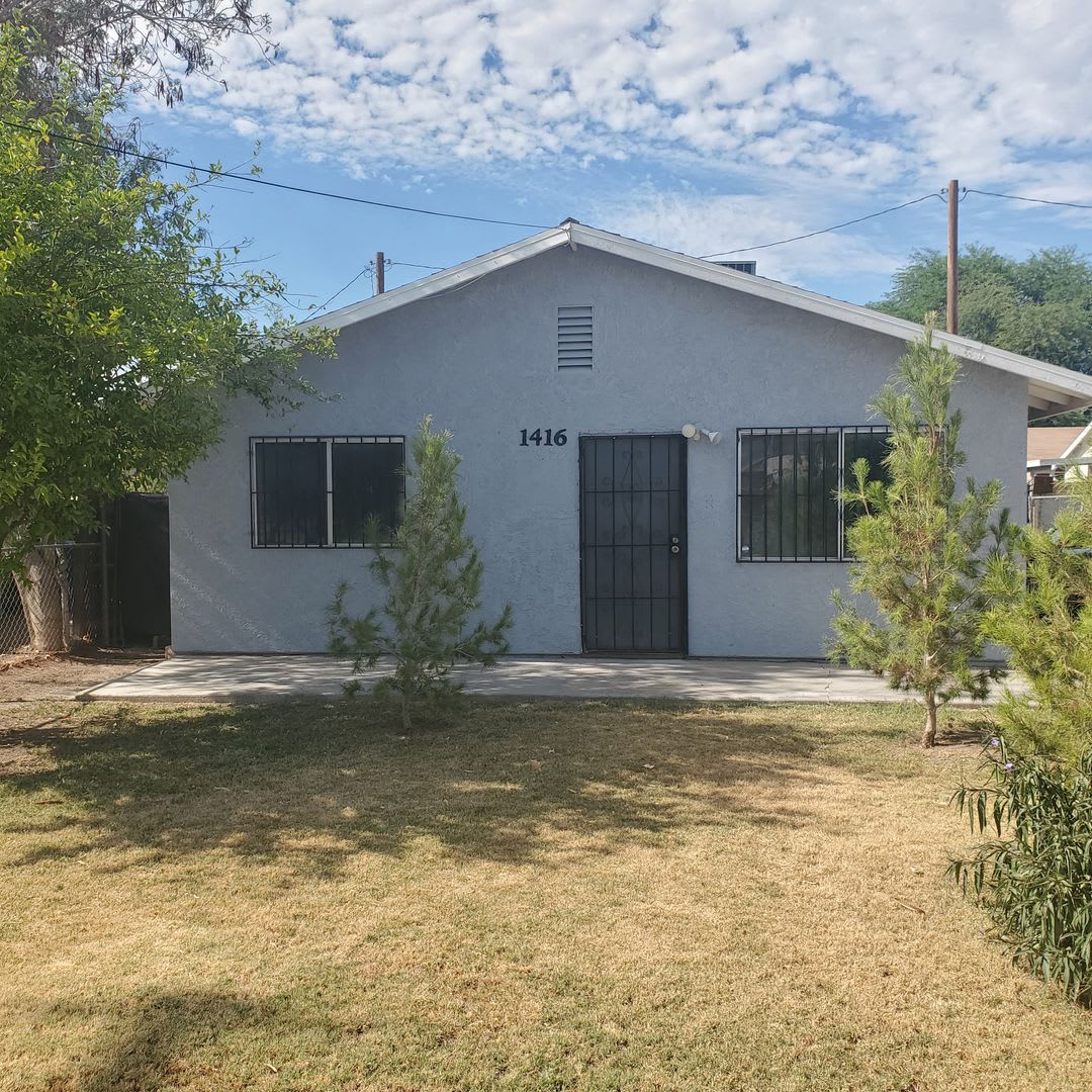 Cozy 2 BR in Brawley – photo 1 of 13
