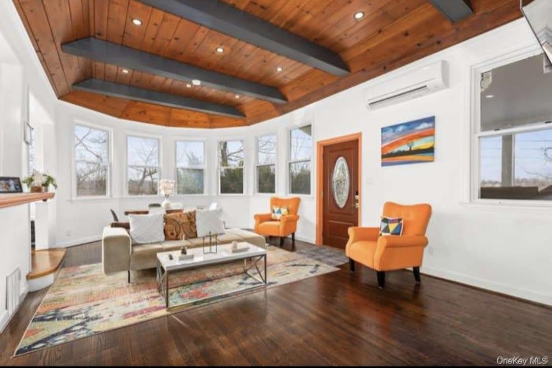 3404 Mohegan Avenue – photo 1 of 13