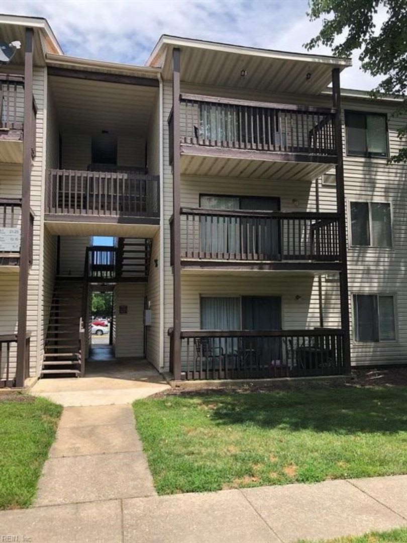 15 Davenport Court – photo 1