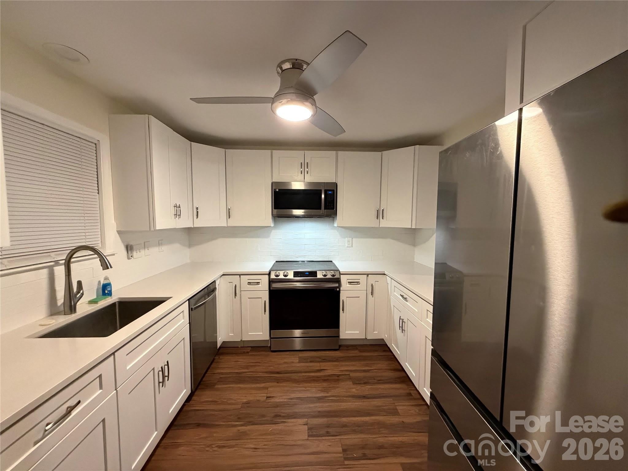225 S Chase Street – photo 1