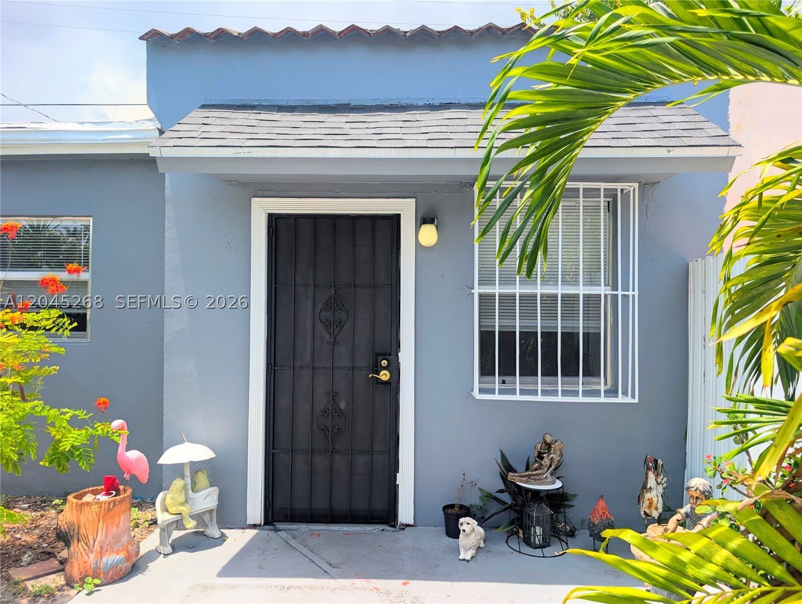 351 E 5th St – photo 1