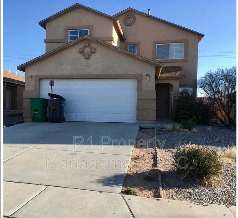 6137 Vaughn Drive NE – photo 1