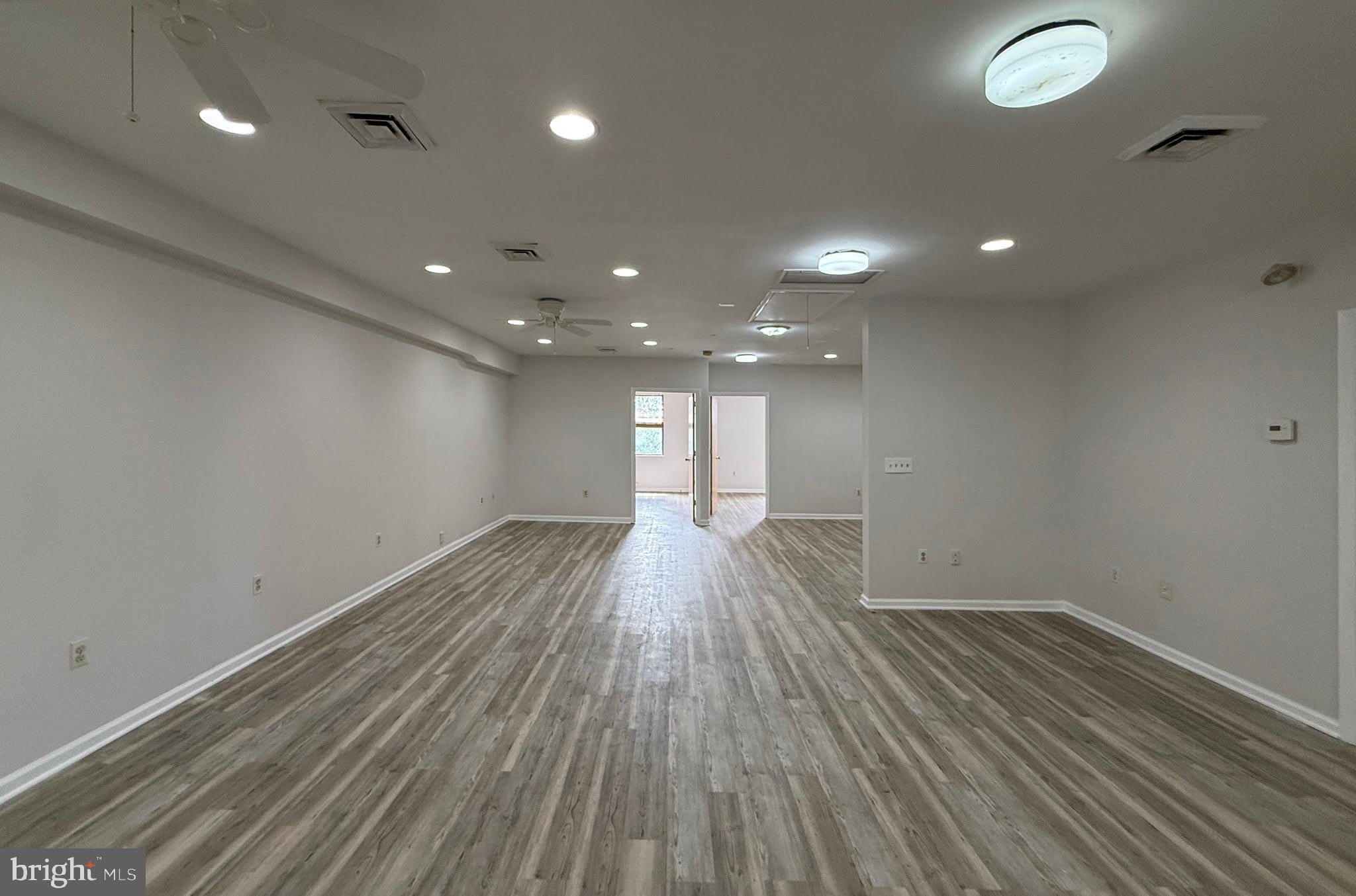 4716 WISCONSIN Avenue NW – photo 1