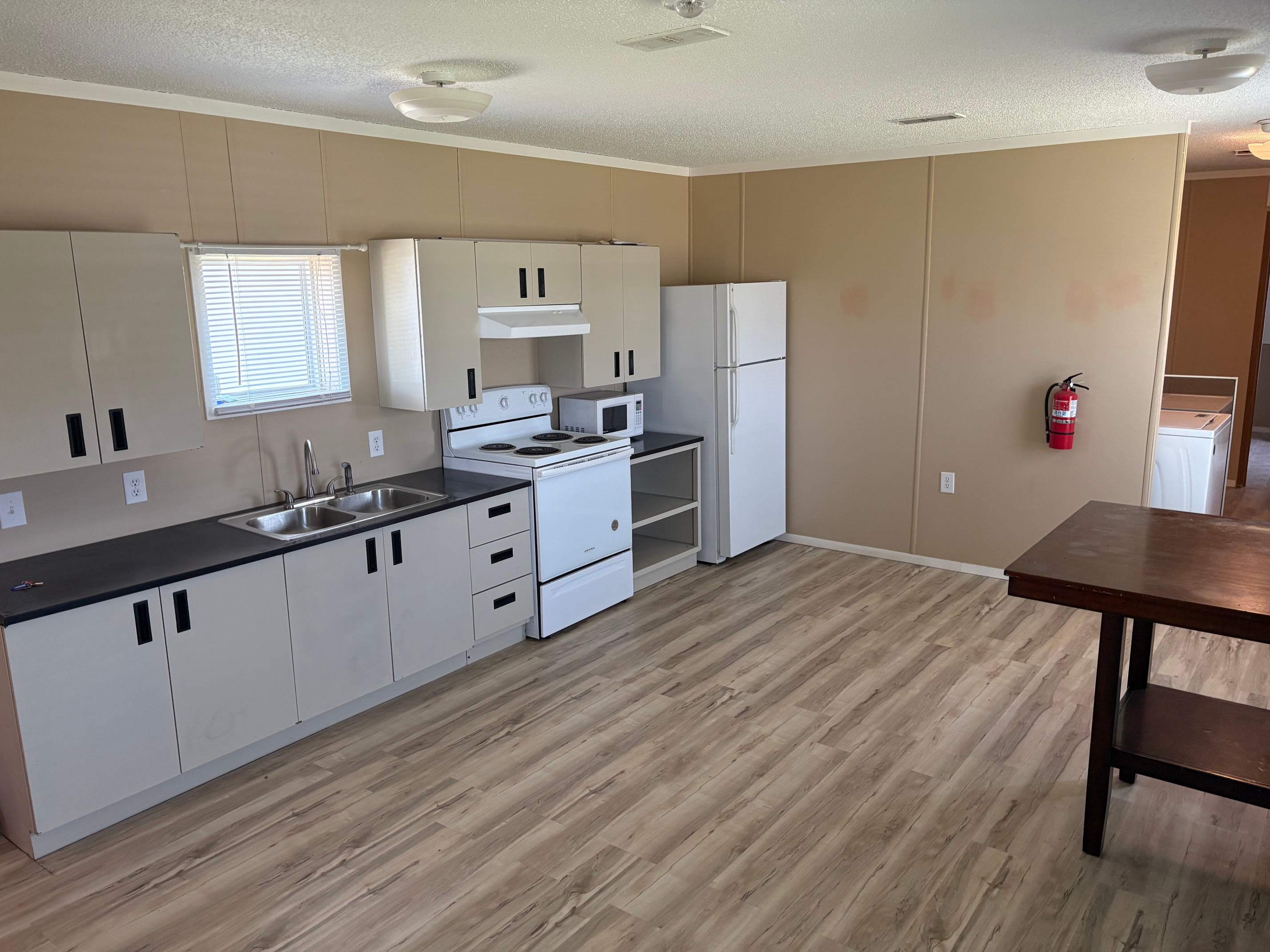 833 Skyview Ln – photo 1 of 110