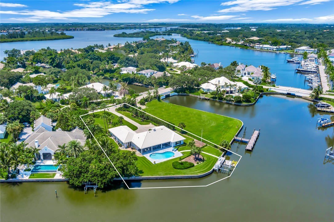 518 River Drive – photo 1