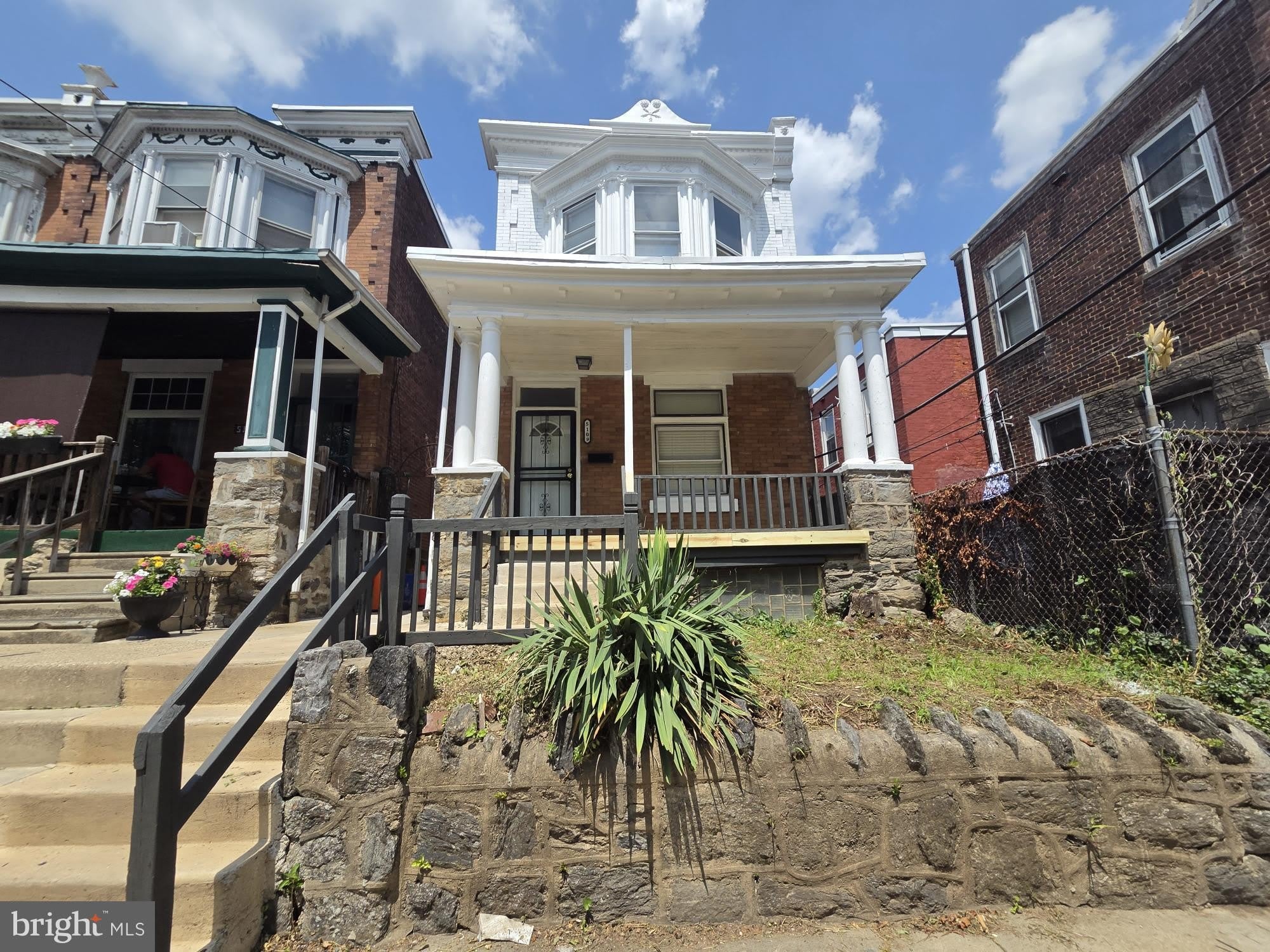 5109 KNOX Street – photo 1