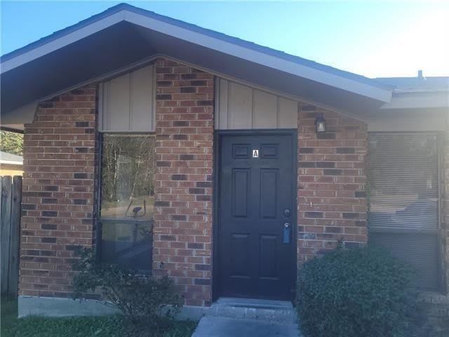 16109 J R Drive – photo 1 of 5