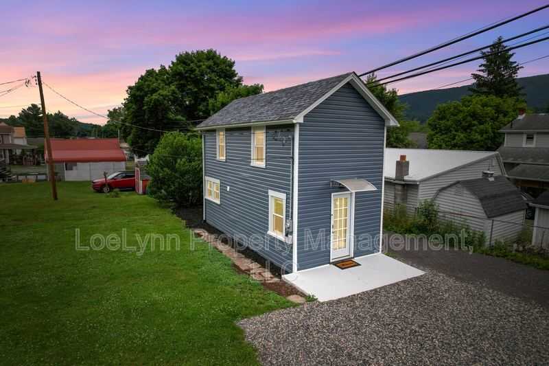 14210 Temple St – photo 1 of 18