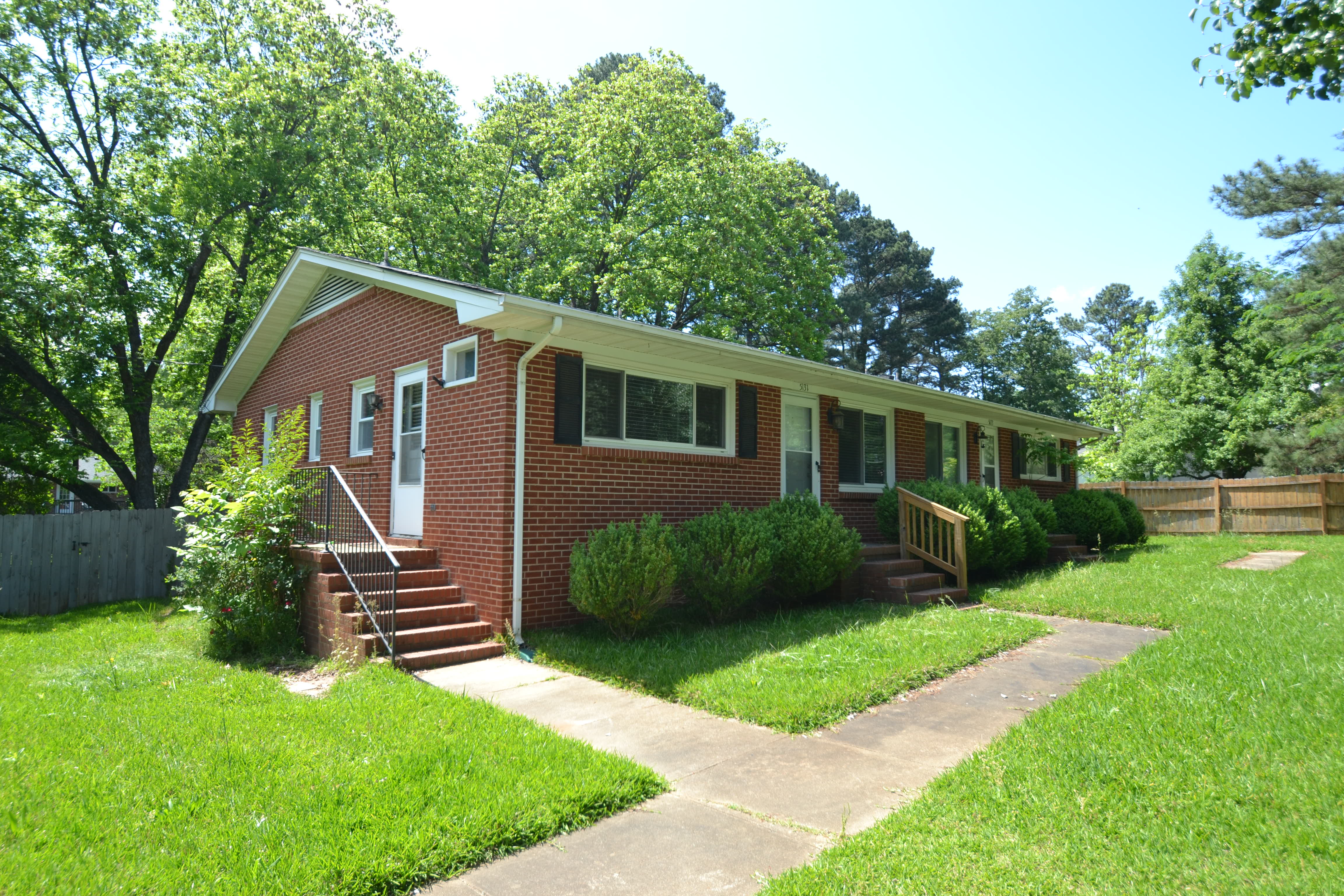 5131 Lundy Dr – photo 1