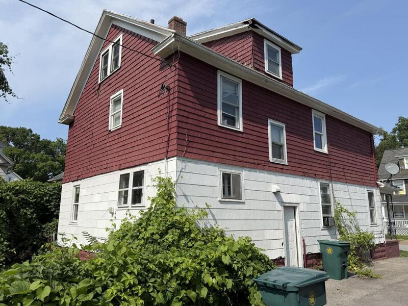 107 Sterling St – photo 1