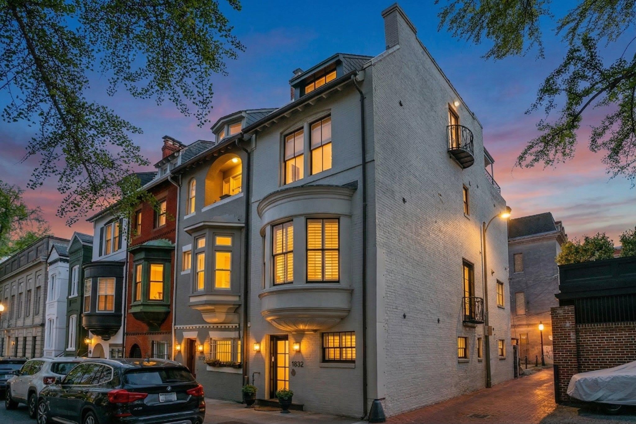 1832 Corcoran Street Nw – photo 1