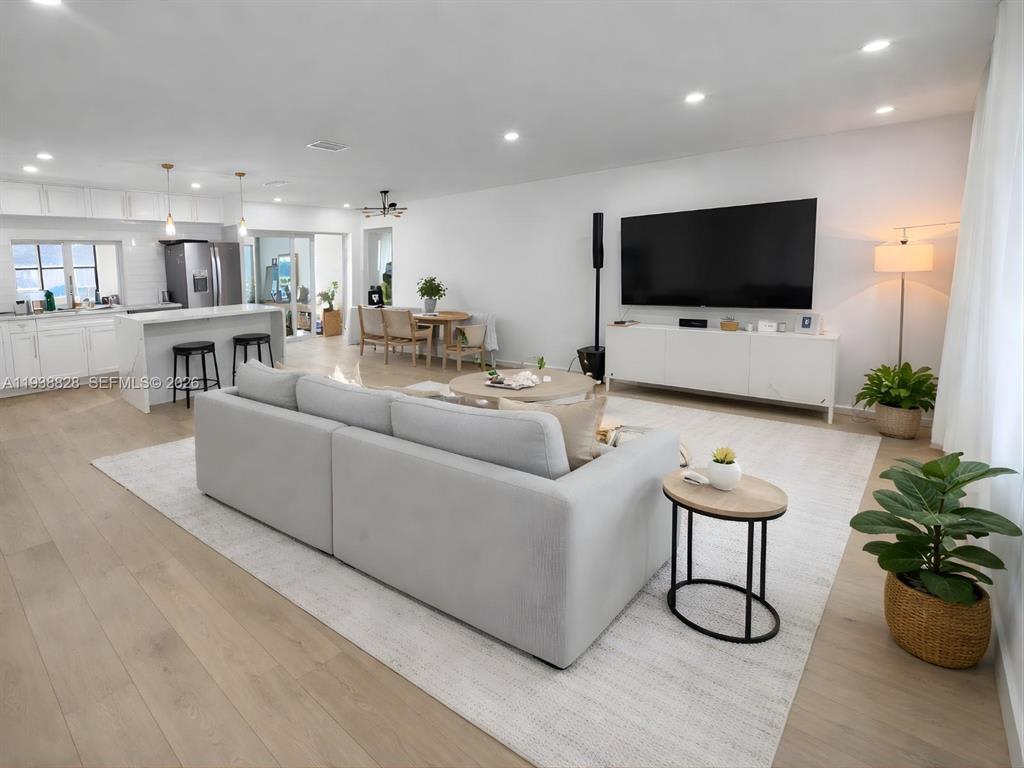 5416 Jefferson Street – photo 1