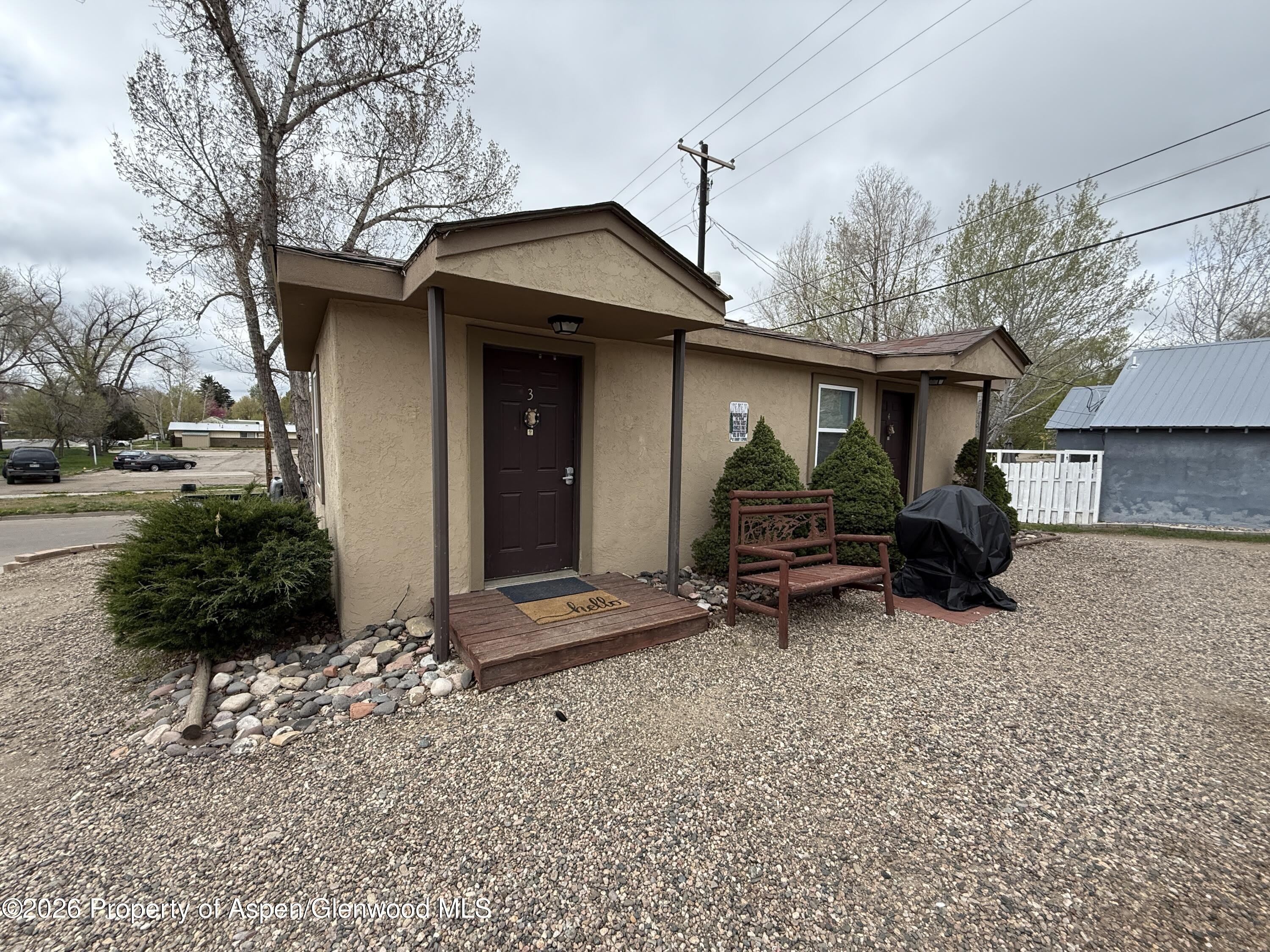 910 Yampa Avenue – photo 1 of 7