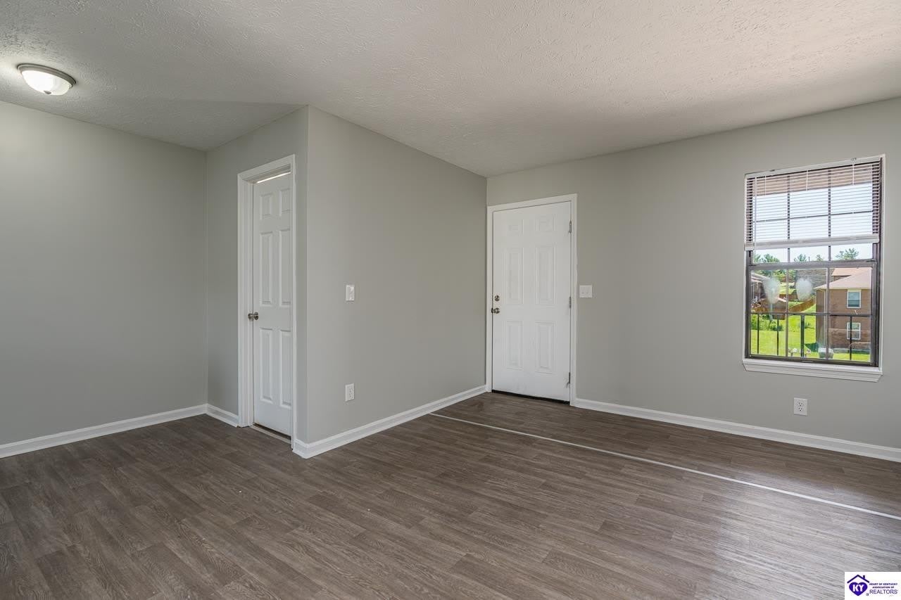 2845 Frontier Court – photo 1 of 8
