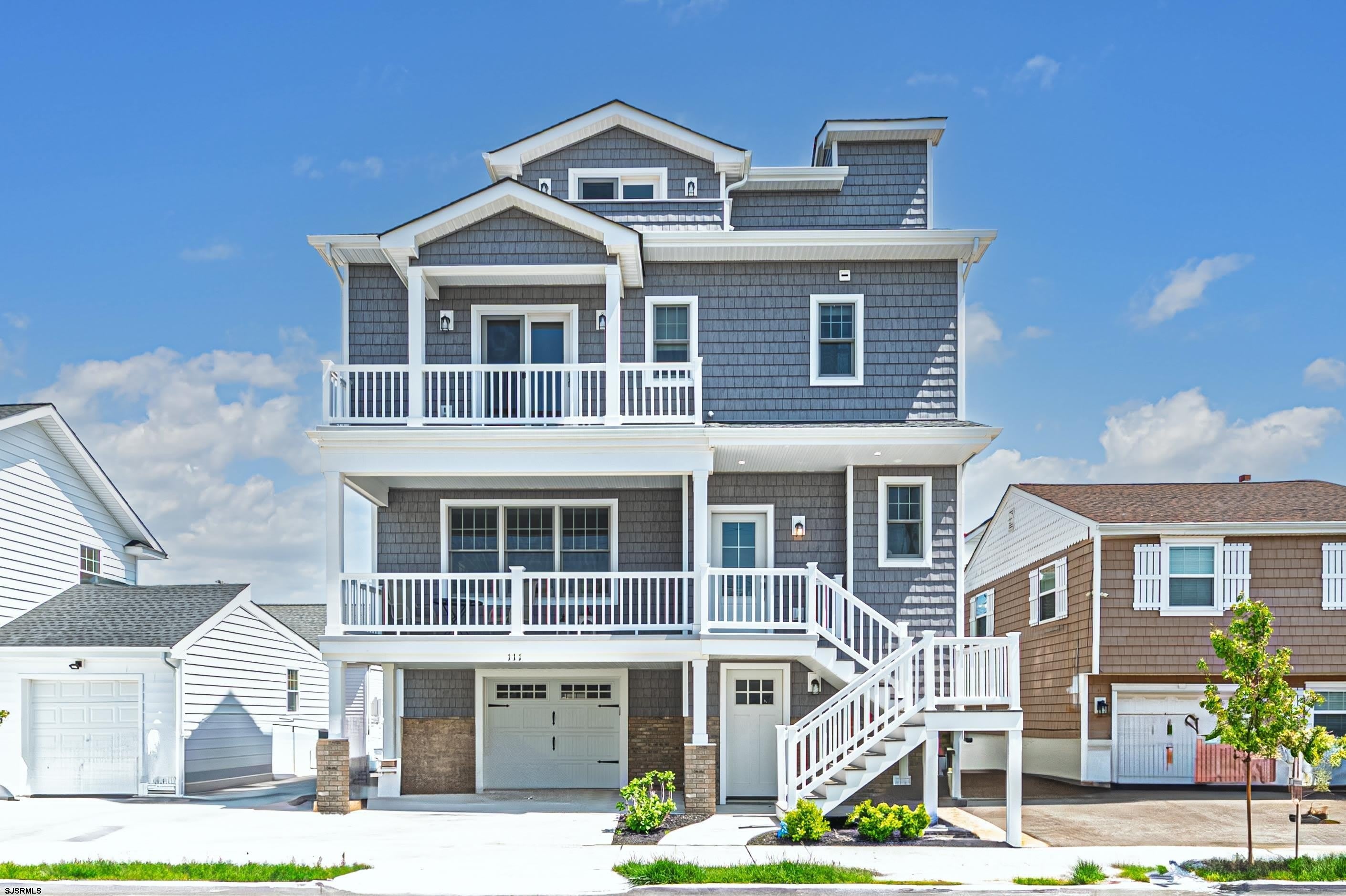 111 N Belmont – photo 1 of 54