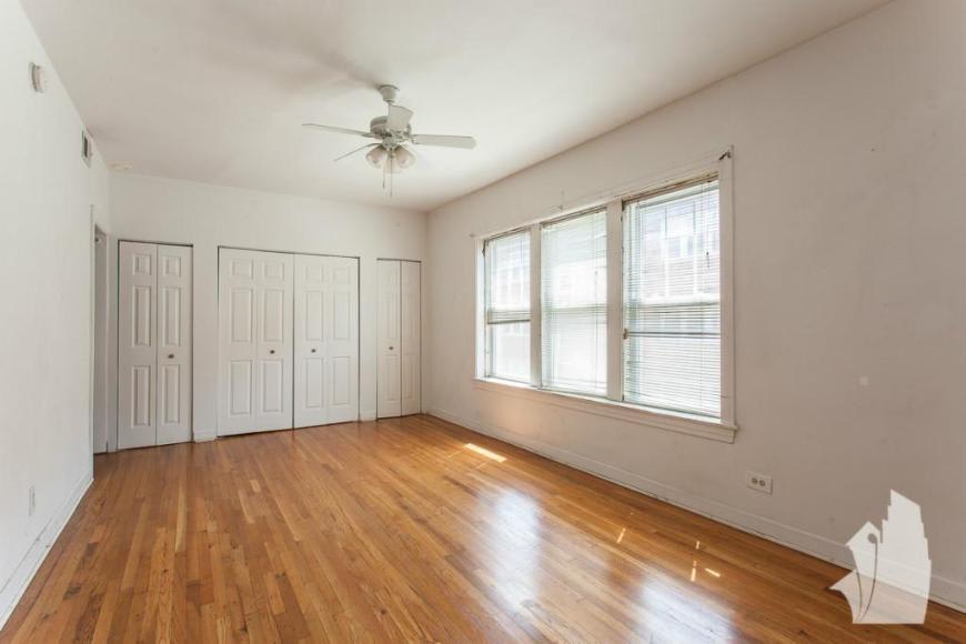 3527 North Broadway – photo 1