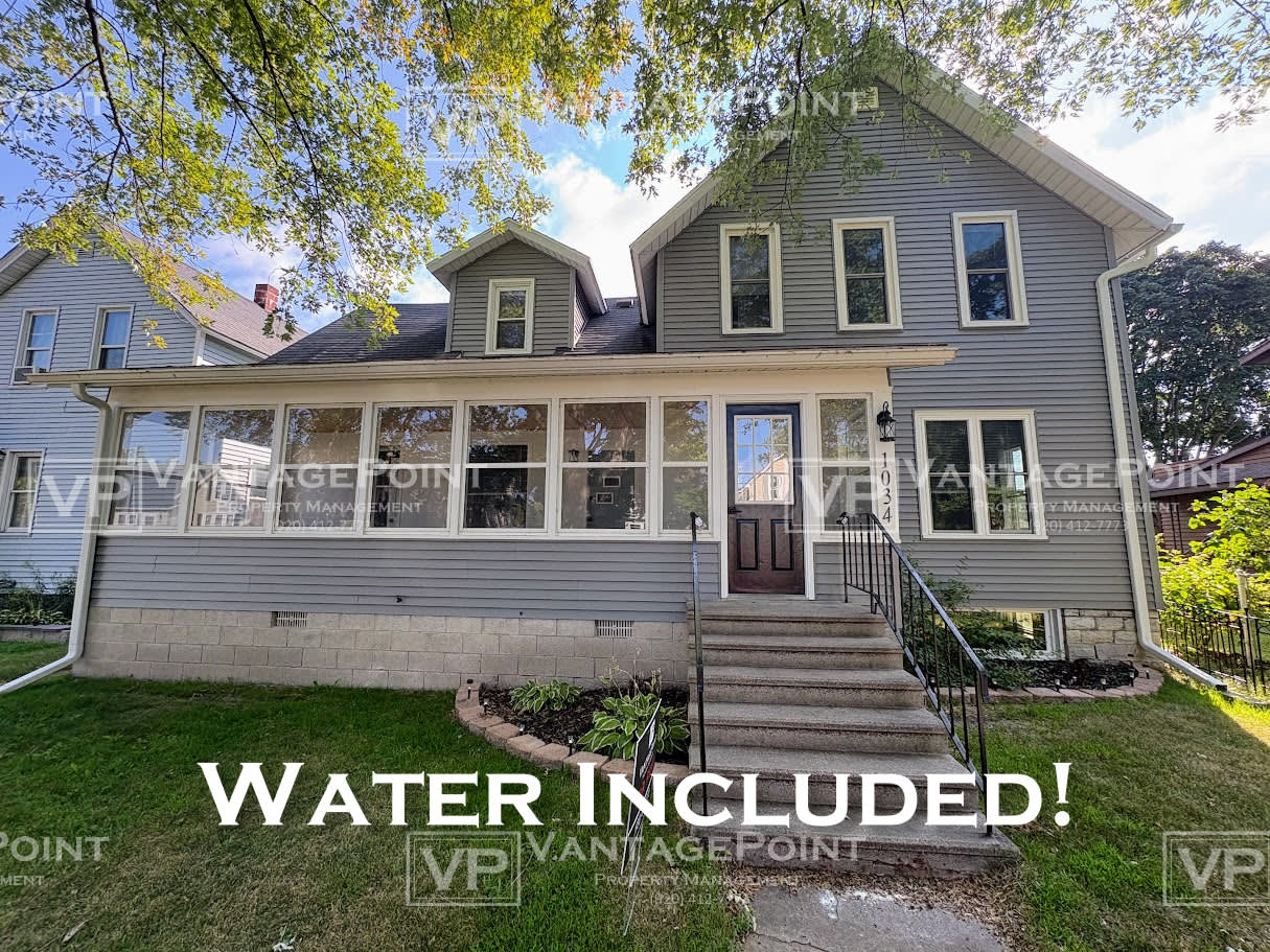 1034 1/2 Josephine Street – photo 1 of 16
