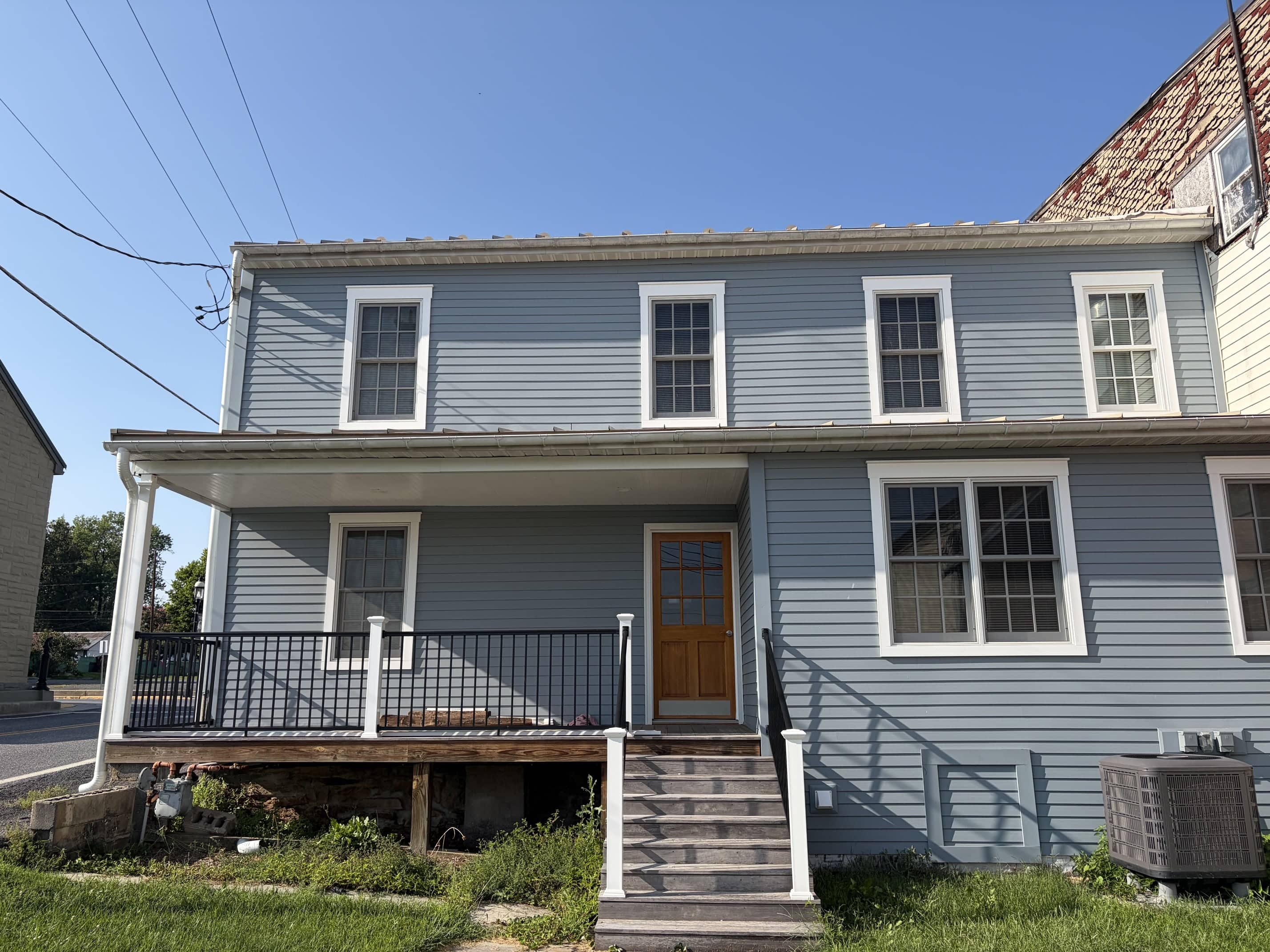 300 East Main Street – photo 1 of 9